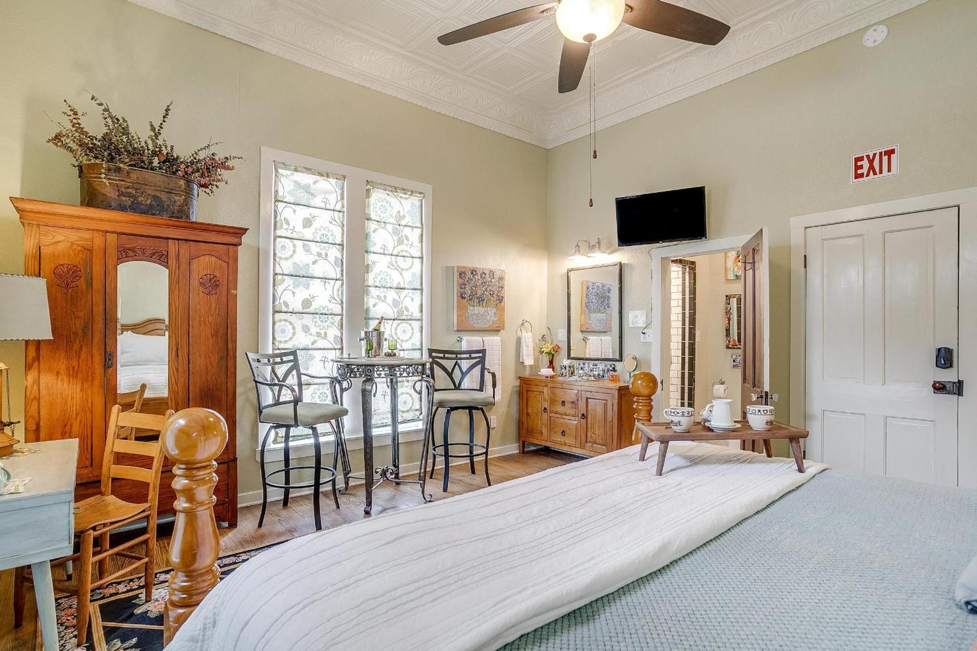 The Gallery House Boutique Hotel ستيفنفيل المظهر الخارجي الصورة